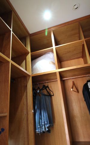 Casa de condomínio à venda com 428m², 4 quartos e 4 vagasQuarto 1 - Closet