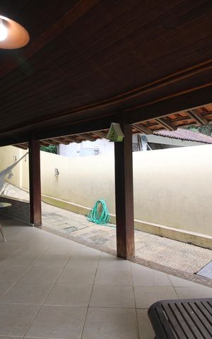 Casa de condomínio à venda com 428m², 4 quartos e 4 vagasVaranda