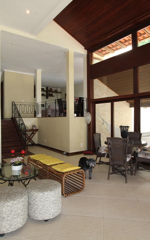Casa de condomínio à venda com 428m², 4 quartos e 4 vagasSala 1
