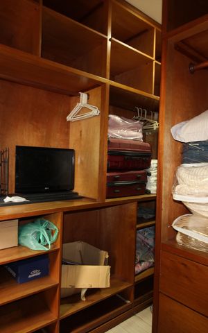 Casa de condomínio à venda com 428m², 4 quartos e 4 vagasQuarto 2 - Closet