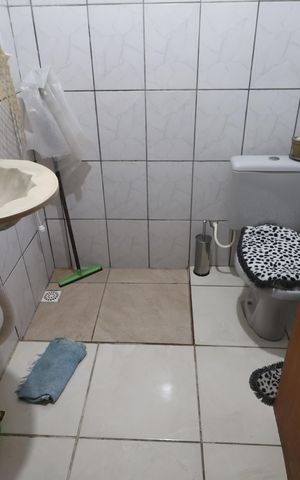 Casa à venda com 467m², 10 quartos e 1 vagaBanheiro