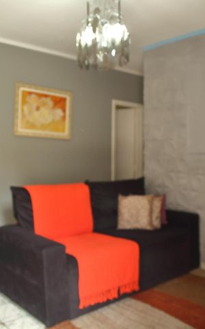 Casa à venda com 300m², 2 quartos e 2 vagasSala