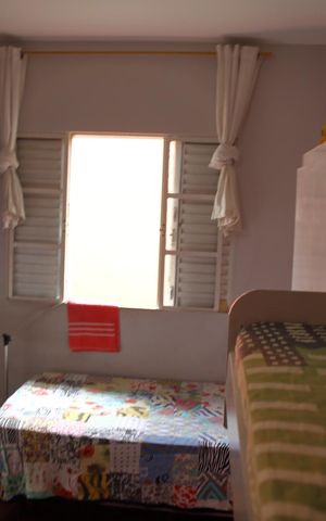 Casa à venda com 300m², 2 quartos e 2 vagasQuarto 2