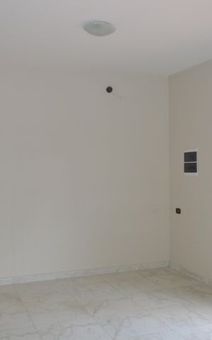 Casa à venda com 217m², 5 quartos e 2 vagasSala
