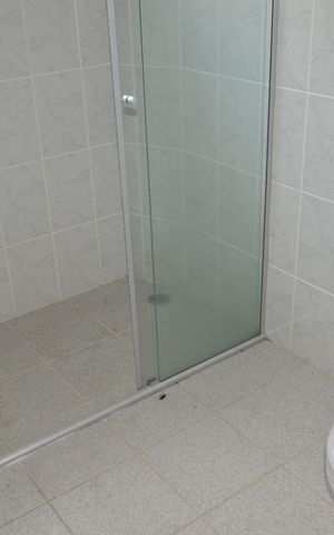 Casa à venda com 217m², 5 quartos e 2 vagasBanheiro