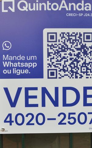 Casa à venda com 217m², 5 quartos e 2 vagasPlaquinha