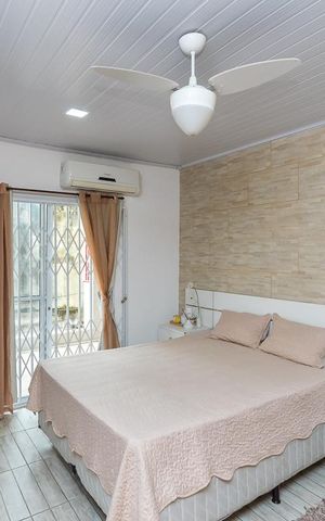 Casa à venda com 230m², 3 quartos e 1 vaga Casa à venda com 230m², 3 quartos e 1 vagaQuarto 2 Suíte 1