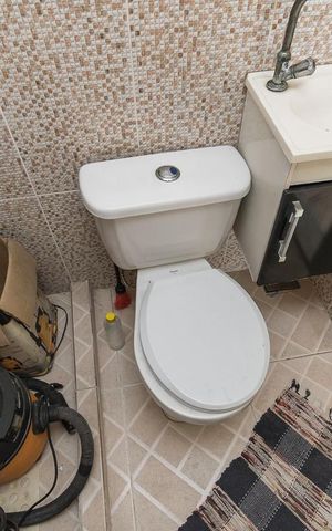 Casa à venda com 230m², 3 quartos e 1 vaga Casa à venda com 230m², 3 quartos e 1 vagaBanheiro do Terraço