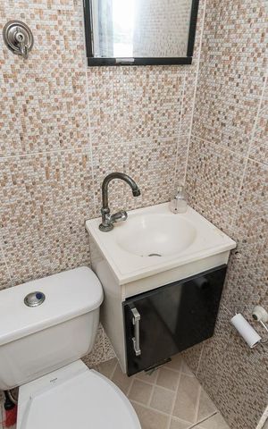 Casa à venda com 230m², 3 quartos e 1 vaga Casa à venda com 230m², 3 quartos e 1 vagaBanheiro do Terraço
