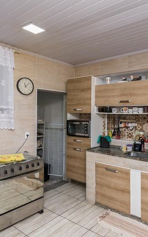 Casa à venda com 230m², 3 quartos e 1 vaga Casa à venda com 230m², 3 quartos e 1 vagaCozinha