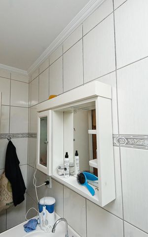 Casa à venda com 232m², 4 quartos e 3 vagas Casa à venda com 232m², 4 quartos e 3 vagasBanheiro da Suíte