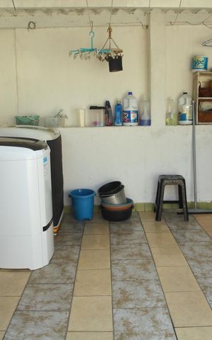 Casa à venda com 88m², 2 quartos e 1 vagaÁrea de Serviço