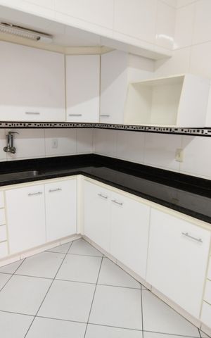 Casa à venda com 225m², 3 quartos e 5 vagasCozinha