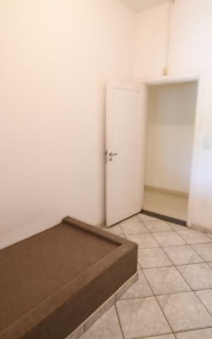 Casa à venda com 225m², 3 quartos e 5 vagasSuíte 2