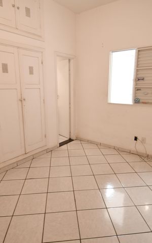 Casa à venda com 225m², 3 quartos e 5 vagasSuíte 1