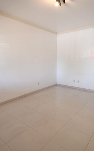 Casa à venda com 225m², 3 quartos e 5 vagasSala 2