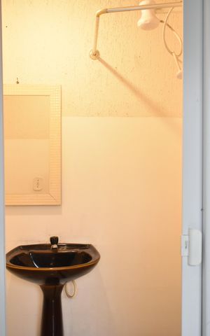 Casa para alugar com 55m², 1 quarto e sem vagaBanheiro social