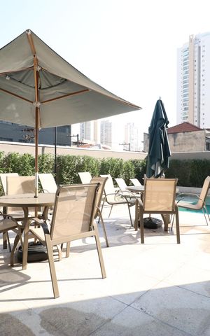 Apartamento à venda com 25m², 1 quarto e sem vagaÁrea comum - Piscina