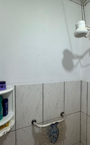 Casa de condomínio para alugar com 104m², 4 quartos e 1 vaga Casa de condomínio para alugar com 104m², 4 quartos e 1 vagaBanheiro 2