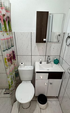 Casa de condomínio para alugar com 104m², 4 quartos e 1 vaga Casa de condomínio para alugar com 104m², 4 quartos e 1 vagaBanheiro 2