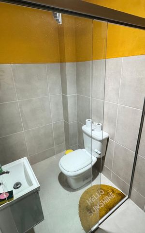 Casa de condomínio para alugar com 104m², 4 quartos e 1 vaga Casa de condomínio para alugar com 104m², 4 quartos e 1 vagaBanheiro
