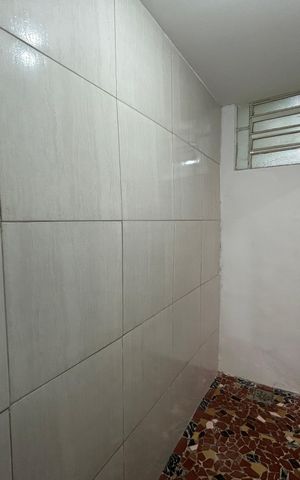 Casa para alugar com 97m², 2 quartos e sem vagaEscritório