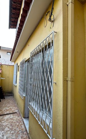 Casa para alugar com 97m², 2 quartos e sem vagaFachada