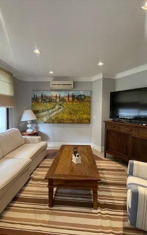 Apartamento para alugar com 70m², 1 quarto e 1 vaga Apartamento para alugar com 70m², 1 quarto e 1 vagaSala