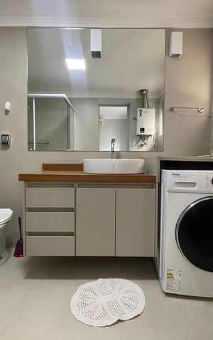 Apartamento para alugar com 70m², 1 quarto e 1 vaga Apartamento para alugar com 70m², 1 quarto e 1 vagaBanheiro da Suíte