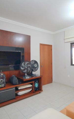 Casa à venda com 453m², 5 quartos e 4 vagasQuarto 5