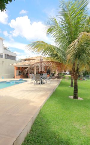 Casa à venda com 453m², 5 quartos e 4 vagasJardim