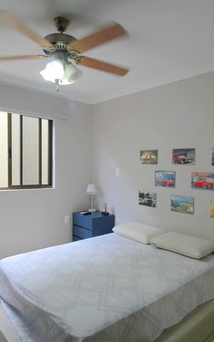 Casa à venda com 453m², 5 quartos e 4 vagasQuarto 2