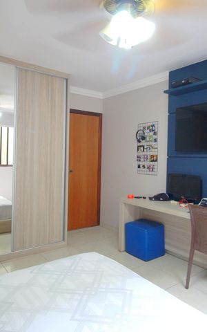 Casa à venda com 453m², 5 quartos e 4 vagasQuarto 2