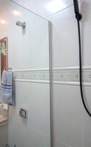 Casa à venda com 453m², 5 quartos e 4 vagasBanheiro