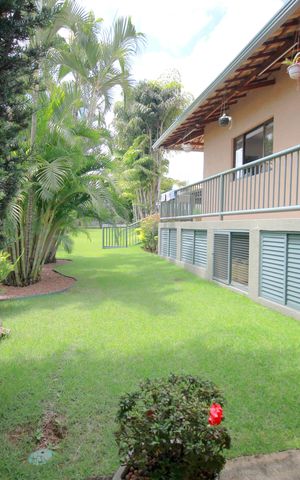 Casa à venda com 453m², 5 quartos e 4 vagasJardim lateral