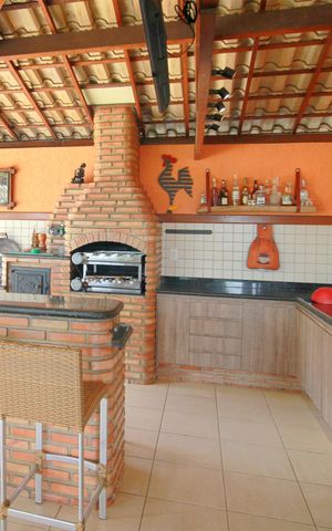 Casa à venda com 453m², 5 quartos e 4 vagasEspaço Gourmet