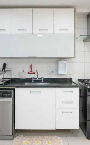 Apartamento à venda com 137m², 4 quartos e 2 vagas Apartamento à venda com 137m², 4 quartos e 2 vagasCozinha