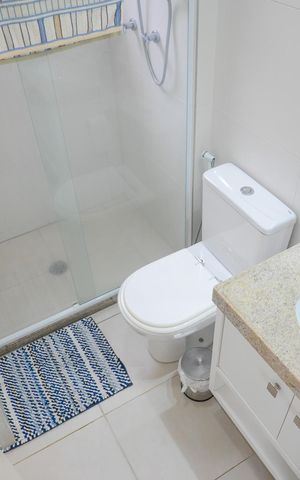 Apartamento à venda com 137m², 4 quartos e 2 vagas Apartamento à venda com 137m², 4 quartos e 2 vagasBanheiro Quarto 2 - Suite
