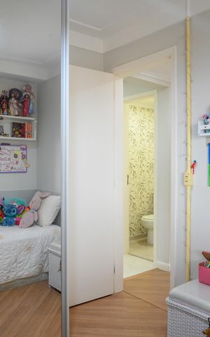 Apartamento à venda com 137m², 4 quartos e 2 vagas Apartamento à venda com 137m², 4 quartos e 2 vagasQuarto 4