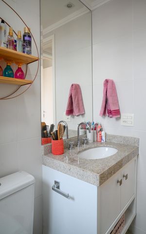 Apartamento à venda com 137m², 4 quartos e 2 vagas Apartamento à venda com 137m², 4 quartos e 2 vagasBanheiro Social