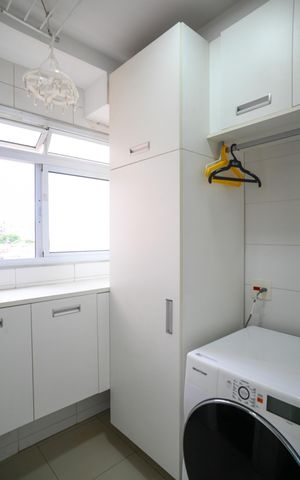 Apartamento à venda com 137m², 4 quartos e 2 vagas Apartamento à venda com 137m², 4 quartos e 2 vagasÁrea de Serviço