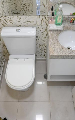 Apartamento à venda com 137m², 4 quartos e 2 vagas Apartamento à venda com 137m², 4 quartos e 2 vagasLavabo