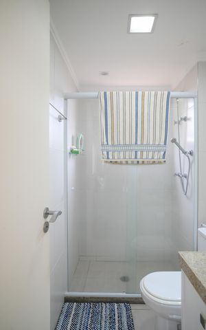 Apartamento à venda com 137m², 4 quartos e 2 vagas Apartamento à venda com 137m², 4 quartos e 2 vagasBanheiro Quarto 2 - Suite