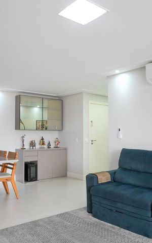 Apartamento à venda com 137m², 4 quartos e 2 vagas Apartamento à venda com 137m², 4 quartos e 2 vagasSala