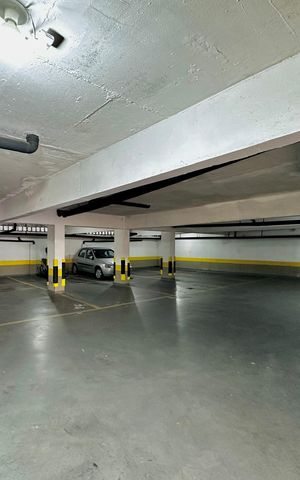 Apartamento à venda com 33m², 1 quarto e 1 vaga Apartamento à venda com 33m², 1 quarto e 1 vagaGaragem
