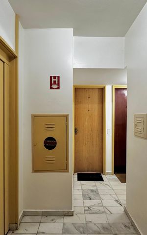 Apartamento à venda com 33m², 1 quarto e 1 vaga Apartamento à venda com 33m², 1 quarto e 1 vagaHall Apartamento