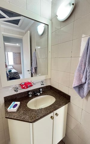 Apartamento à venda com 80m², 3 quartos e 1 vaga Apartamento à venda com 80m², 3 quartos e 1 vagaBanheiro
