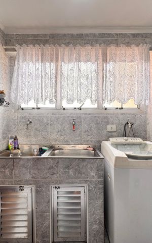 Apartamento à venda com 80m², 3 quartos e 1 vaga Apartamento à venda com 80m², 3 quartos e 1 vagaÁrea de Serviço