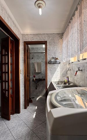 Apartamento à venda com 80m², 3 quartos e 1 vaga Apartamento à venda com 80m², 3 quartos e 1 vagaÁrea de Serviço