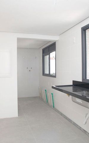 Apartamento à venda com 89m², 2 quartos e 2 vagasCozinha + Área de Serviço
